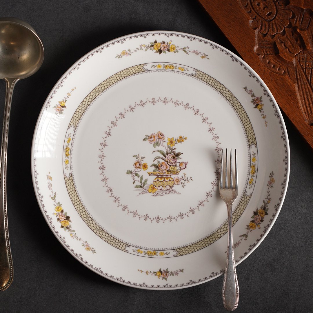 英国 Royal Doulton 汉弥顿系列玫瑰上菜盘 - 盘子/餐盘/盘架 - 瓷 白色