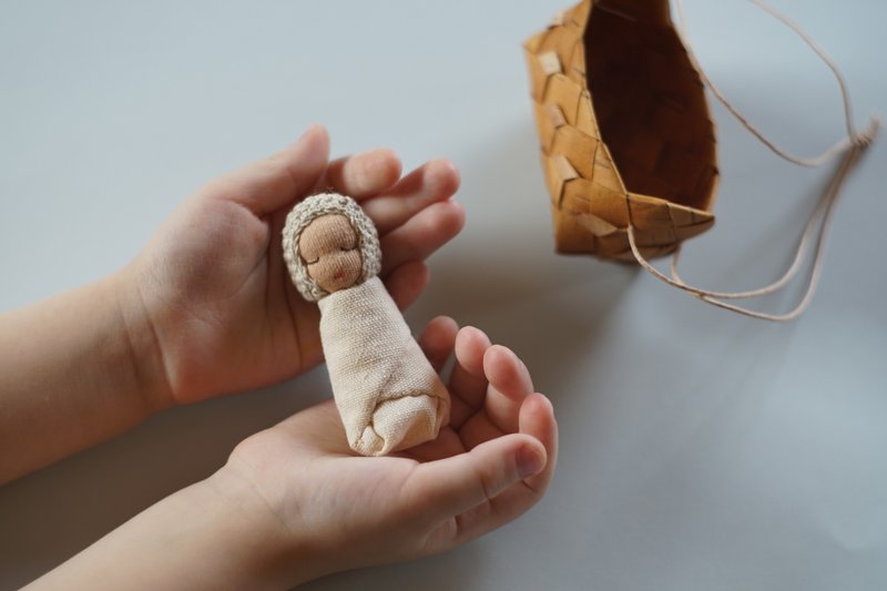 Small Waldorf doll, Pocket doll - 玩具/玩偶 - 羊毛 卡其色