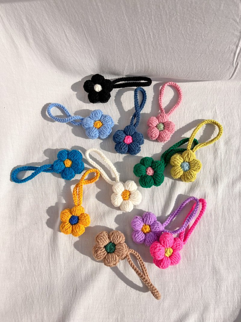 泡芙3D花，钥匙扣，包包配件，钩针花 - 钥匙链/钥匙包 - 其他材质 多色