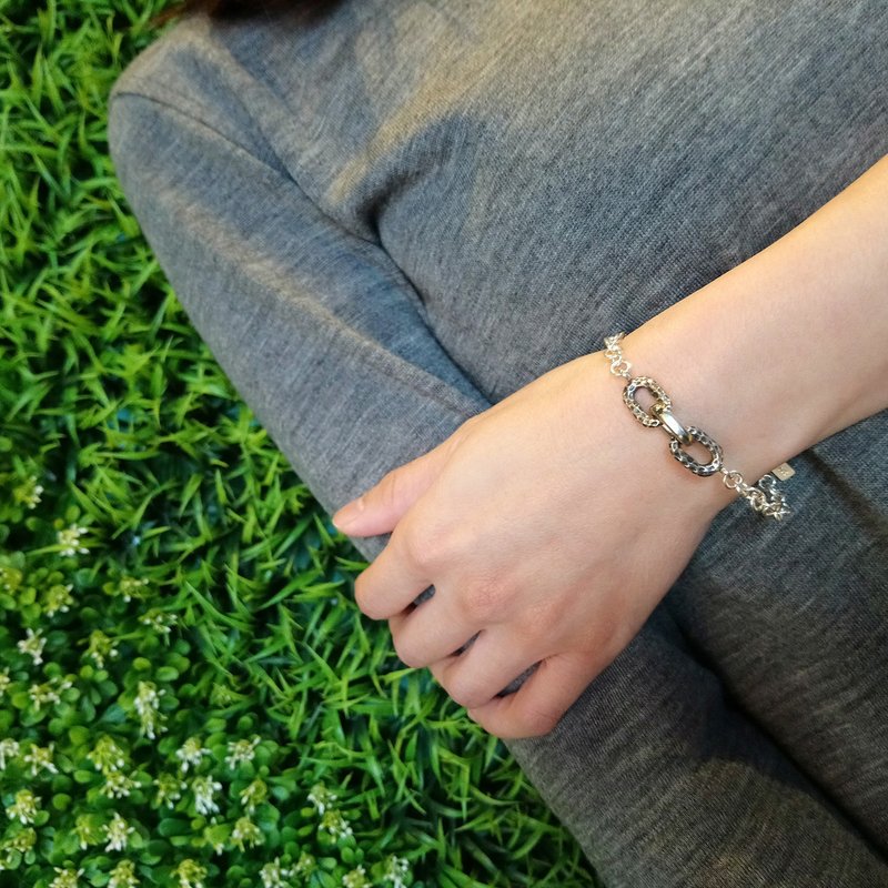 trinity a bracelet_三环a手链 | 925纯银 限量 设计师手作 - 手链/手环 - 银 银色