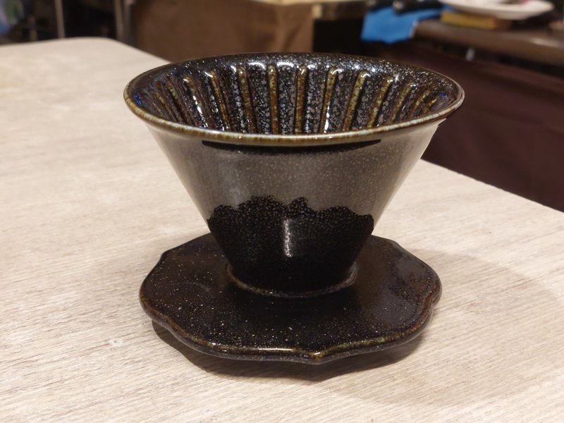 【沐春生活】试釉版 50 度角 自然釉咖啡滤杯 莺歌烧 台湾绿工艺 - 咖啡壶/周边 - 瓷 