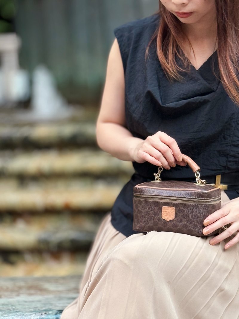 90年代 Celine 迷你手提包 vanity case 附长链两用 - 手提包/手提袋 - 防水材质 咖啡色
