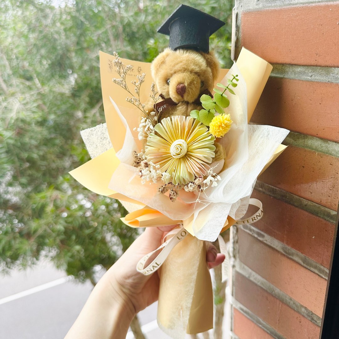 黄色小熊毕业花束 | 毕业花礼・熊熊花束 - 干燥花/捧花 - 植物．花 黄色