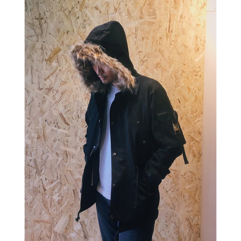 BACKBEAT 都会风M51军事毛领外套 BLACK TRAVEL BUCKLE - 男装外套 - 棉．麻 黑色