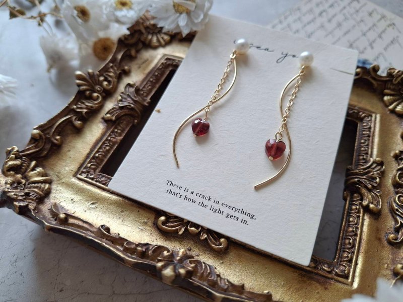 i sea you－大马士革玫瑰－红石榴、珍珠 - 耳环/耳夹 - 半宝石 