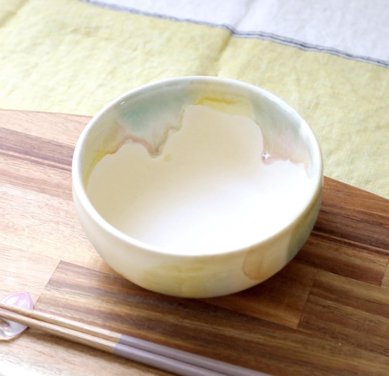 灰白色雾面釉春三色圆碗 2 - 碗 - 陶 黄色