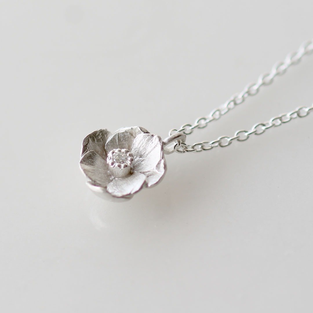 Anemone necklace -silver- - 项链 - 贵金属 银色