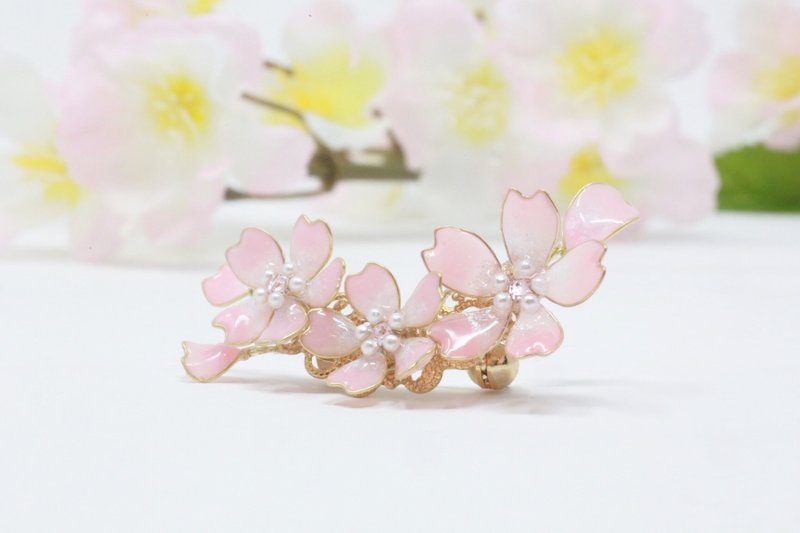 Cherry Blossom Dancing Brooch - 胸针 - 树脂 粉红色
