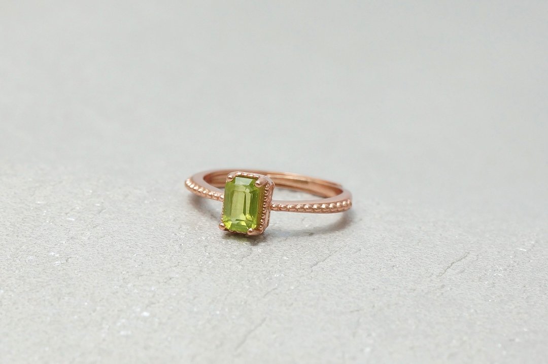 天然 橄榄石 ペリドット Peridot 国际 925 纯银 戒指 轻珠宝 - 戒指 - 纯银 金色