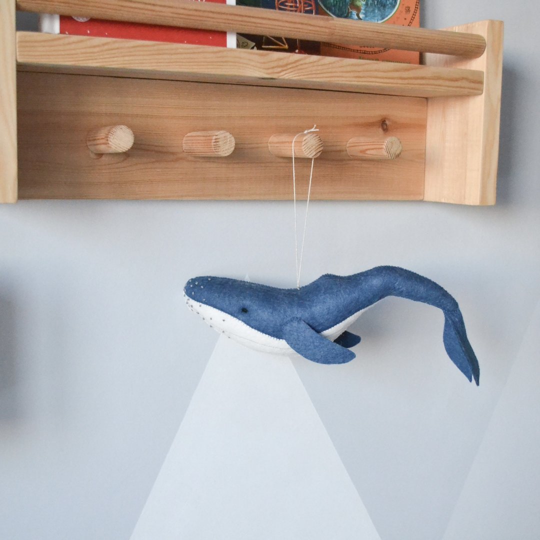 Felt Whale Ornament, Whale Interior Toy, Blue Whale Hanging Nursery Decor - 玩具/玩偶 - 羊毛 蓝色