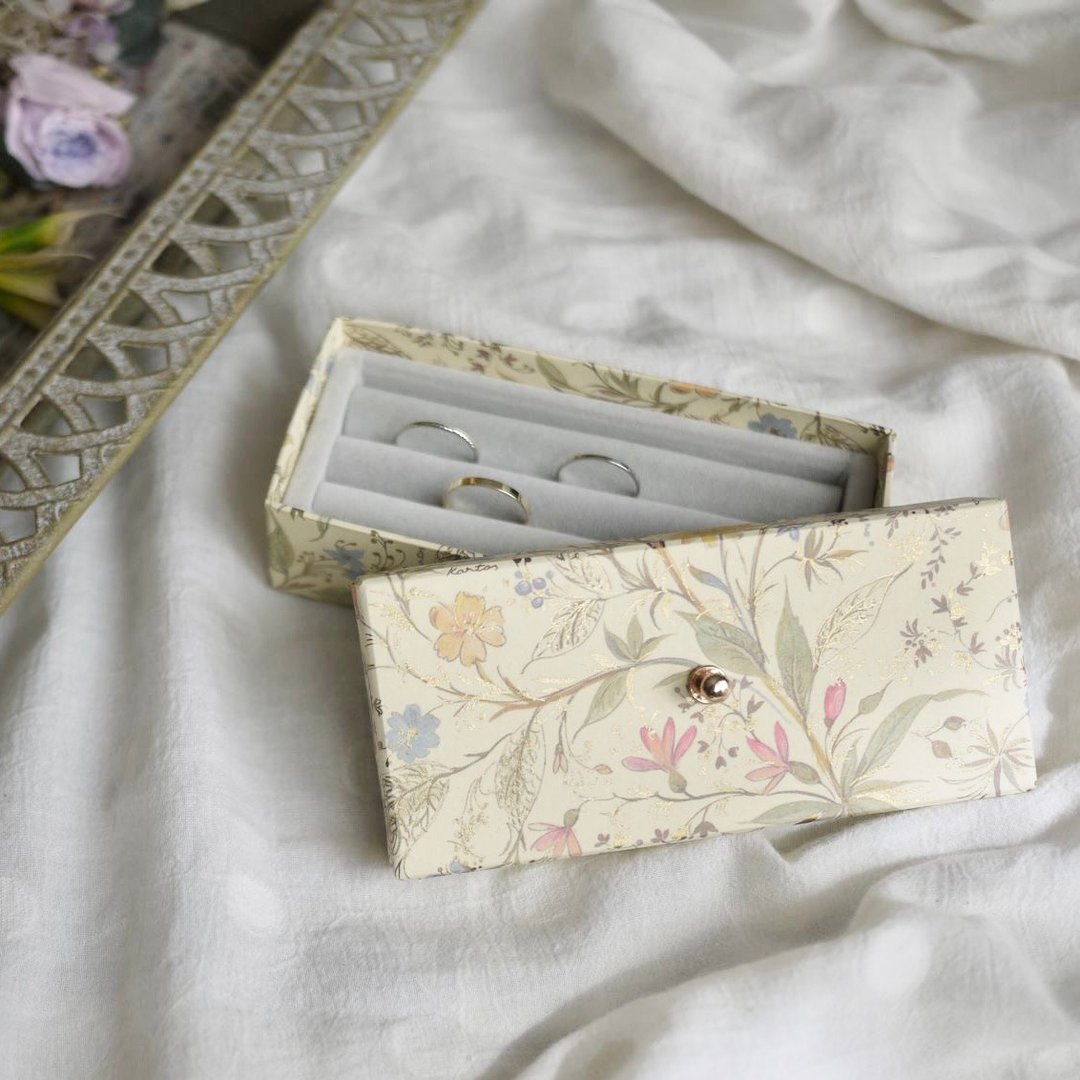 Accessory box small - 收纳用品 - 纸 