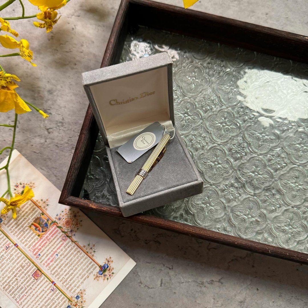 中古 Christian Dior 领呔夹 未使用品 - 领带/领带夹 - 其他金属 金色