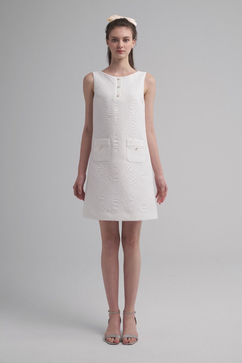Persephone立体线条织纹修身洋装 - 洋装/连衣裙 - 其他人造纤维 白色