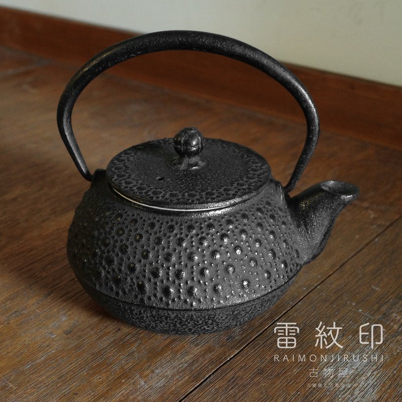 南部铁器 岩铸铁器馆 铁壶 龟甲纹 急须 茶壶 0.25L 日本制 佳品 - 茶具/茶杯 - 其他金属 黑色