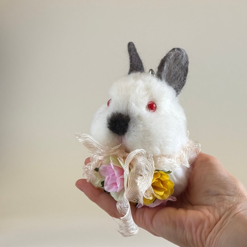 包包吊饰 花园里的羊毛毡兔子 侏儒兔 喜马拉雅色 - 玩偶/公仔 - 其他材质 