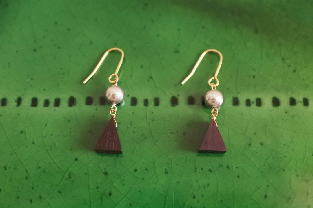 Ebony earrings D (U-shaped) - 耳环/耳夹 - 木头 黑色