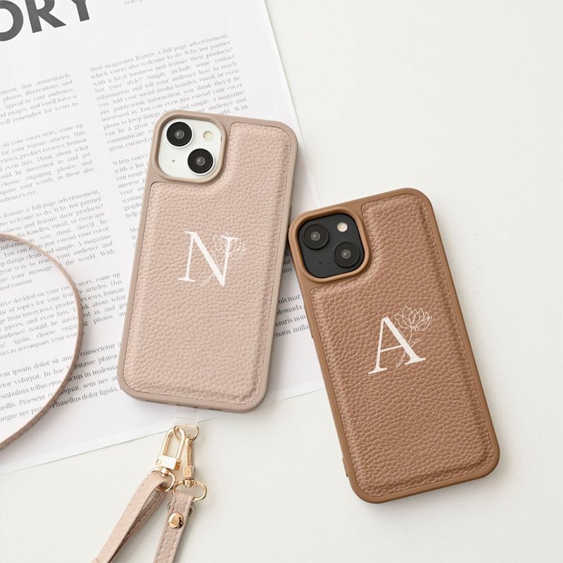 客制字母花卉手机壳 莫兰迪色挂绳背壳 iPhone 手机背带 JE05U - 手机壳/手机套 - 人造皮革 咖啡色