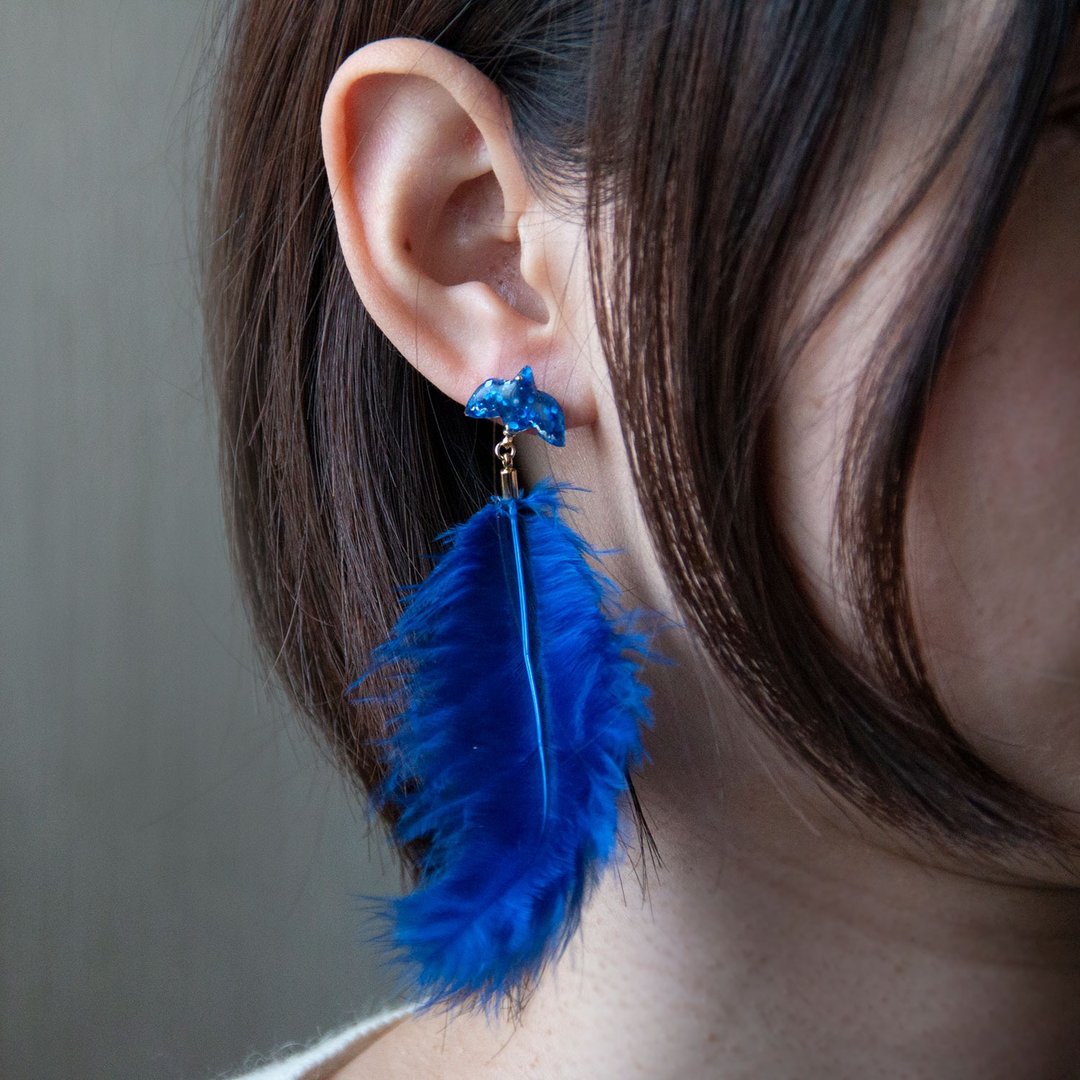 Winter bird's earrings - blue - earrings or earrings - 耳环/耳夹 - 塑料 蓝色