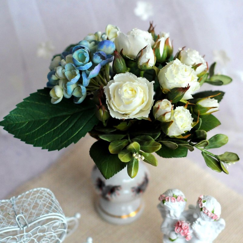 Small bouquet in vase for home decor. Handmade flowers hydrangea and roses 小花束 - 植栽/盆栽 - 其他材质 多色