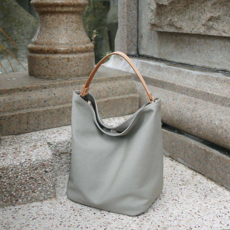 质感帆布 MINI水桶包 Mini bucket bag #86卡其棕/淡绿 - 束口袋双肩包 - 棉．麻 绿色