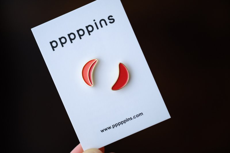 Bua Buei 掷筊 珐琅别针 - 胸针 - 其他金属 绿色