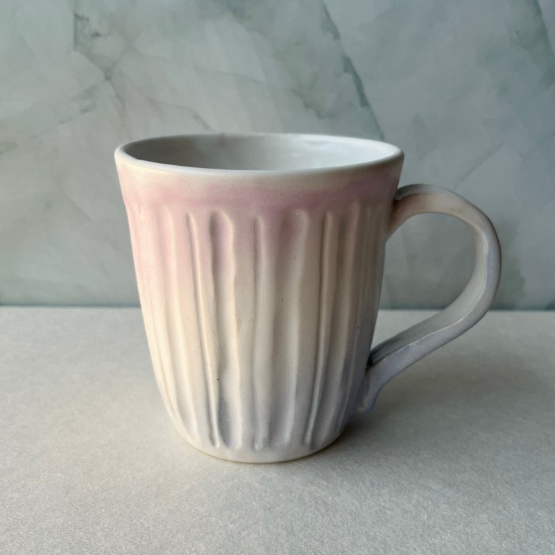 童心未泯。手工陶瓷马克杯 大容量 茶杯 咖啡杯 母亲节礼物 - 其他杯子 - 陶 多色