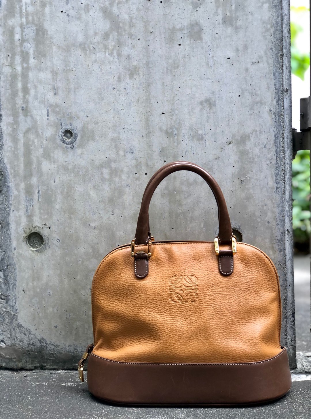 【日本直送名牌二手包】LOEWE罗意威Anagram皮革布加迪棕vintage复古老kp5gpx - 手提包/手提袋 - 真皮 咖啡色