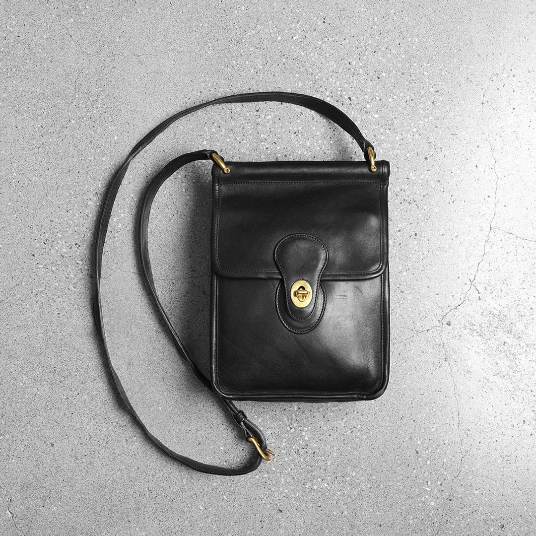 Coach 古董斜肩包 / Vintage 古着 - 侧背包/斜挎包 - 真皮 黑色