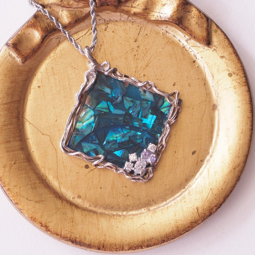 天然鲍贝手工纯银坠子 Abalone One of a kind Silver Pendant - 项链 - 贝壳 蓝色