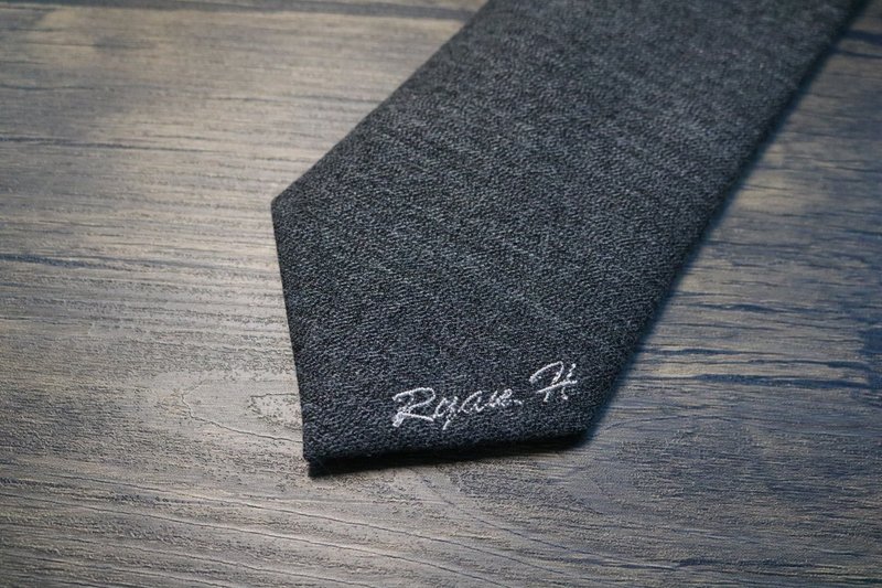 刺绣服务 绣字服务 领带前剑宽 后剑宽刺绣加购服务 - 领带/领带夹 - 棉．麻 多色