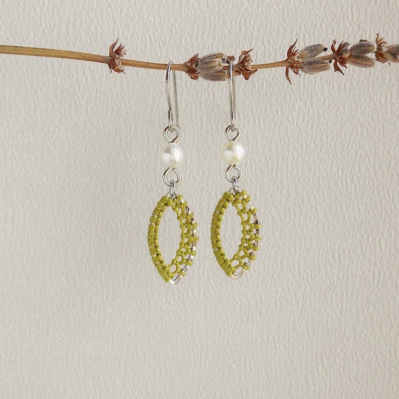 优雅马眼macrame镂空雕花耳环 橄榄绿 花式编结 绳编 耳夹  - 耳环/耳夹 - 棉．麻 绿色