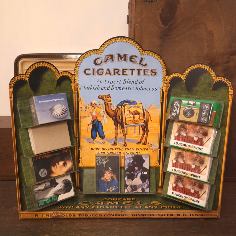 旧物美国 Camel 骆驼牌 香菸店头 金属 贩卖 陈列 展示架 摆饰 古 - 摆饰 - 其他金属 多色