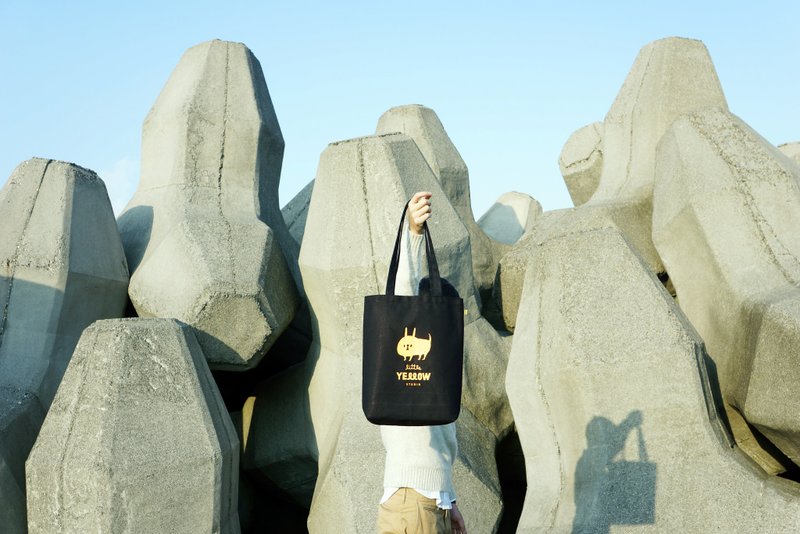 little yellow studio 小黄间帆布袋/包包 - 侧背包/斜挎包 - 棉．麻 黑色