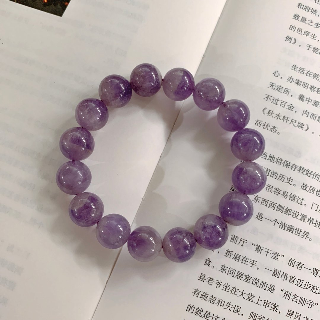 剥了皮的葡萄。天然薰衣草紫水晶12mm手链 文艺学业灵感智慧手串 - 手链/手环 - 水晶 紫色