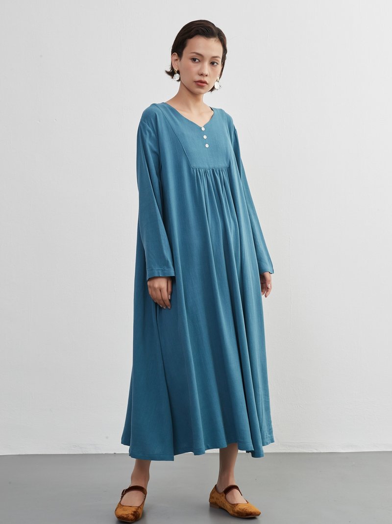 方便活动．长版褶襇．亚麻混纺．缀饰钮扣．长袖连身裙 - 洋装/连衣裙 - 棉．麻 
