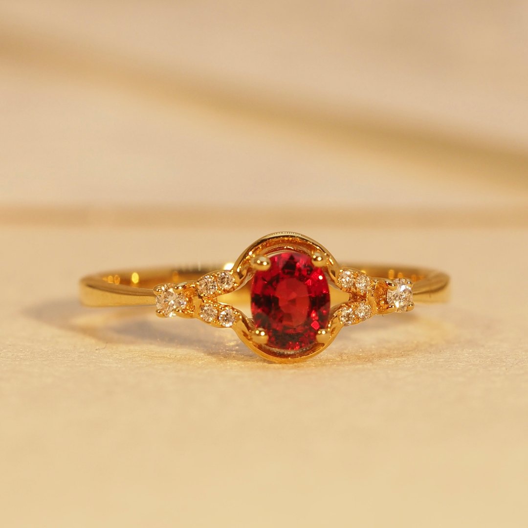 18K金红宝石徽章戒指 18K Gold Songea Ruby Badge Ring - 戒指 - 贵金属 