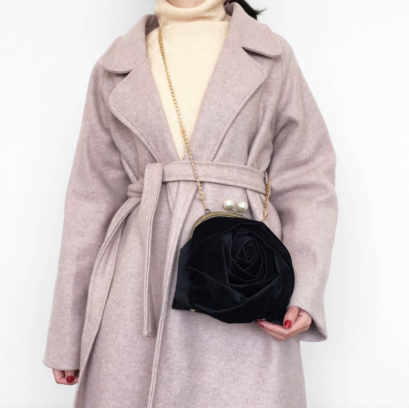 手作玫瑰珍珠口金包 单肩背 斜挎 侧背 手提 黑 - 侧背包/斜挎包 - 聚酯纤维 黑色