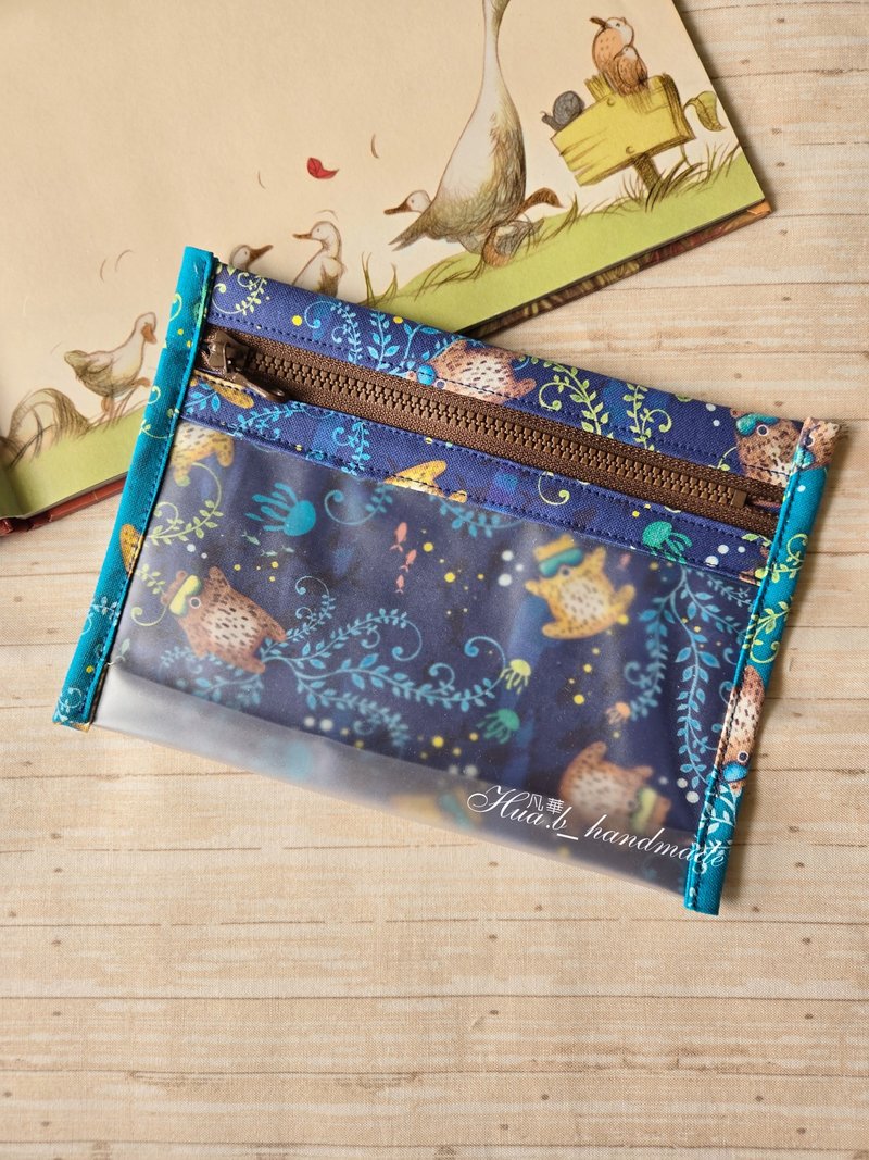 海底熊 万用雾面澄澈小袋 - 化妆包/杂物包 - 棉．麻 多色