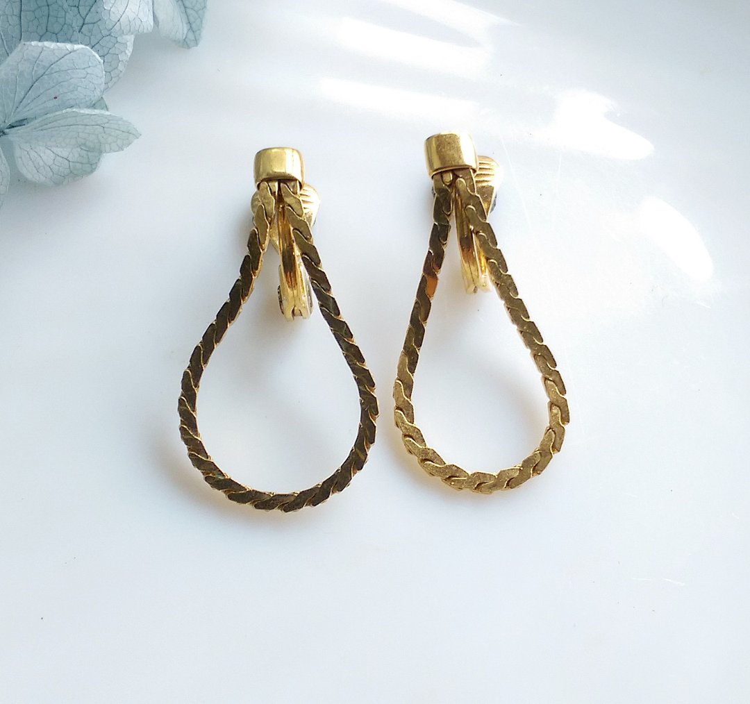 【西洋古董饰品 】MONET 金属镀金 编绳 夹式耳环 - 耳环/耳夹 - 其他金属 金色