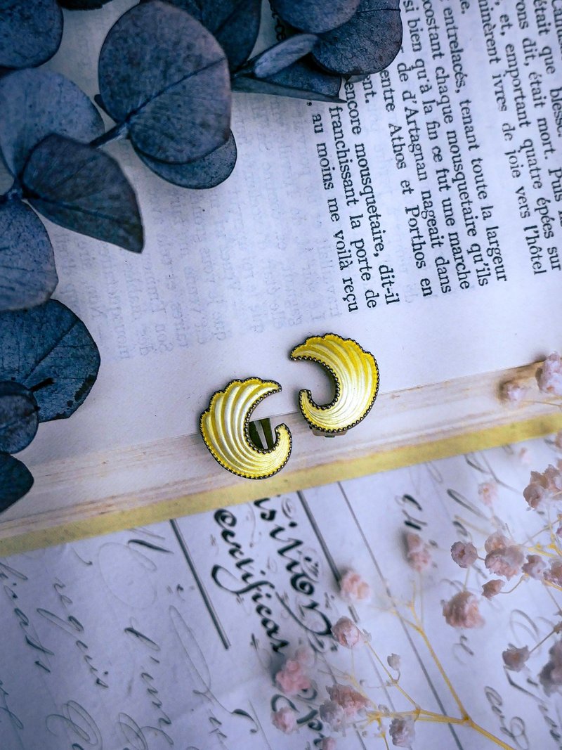 Elvik 亮黄珐琅卷浪纯银鎏金耳环—北欧古董首饰 Vintage Jewelry - 耳环/耳夹 - 纯银 