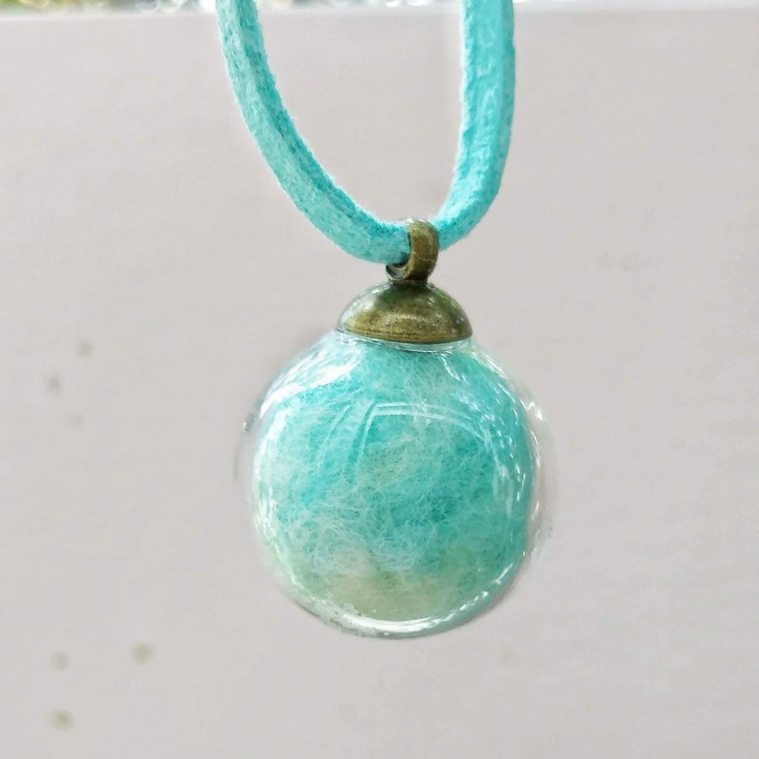 玻璃里的天空 手作羊毛毡项链  20m - 项链 - 羊毛 蓝色