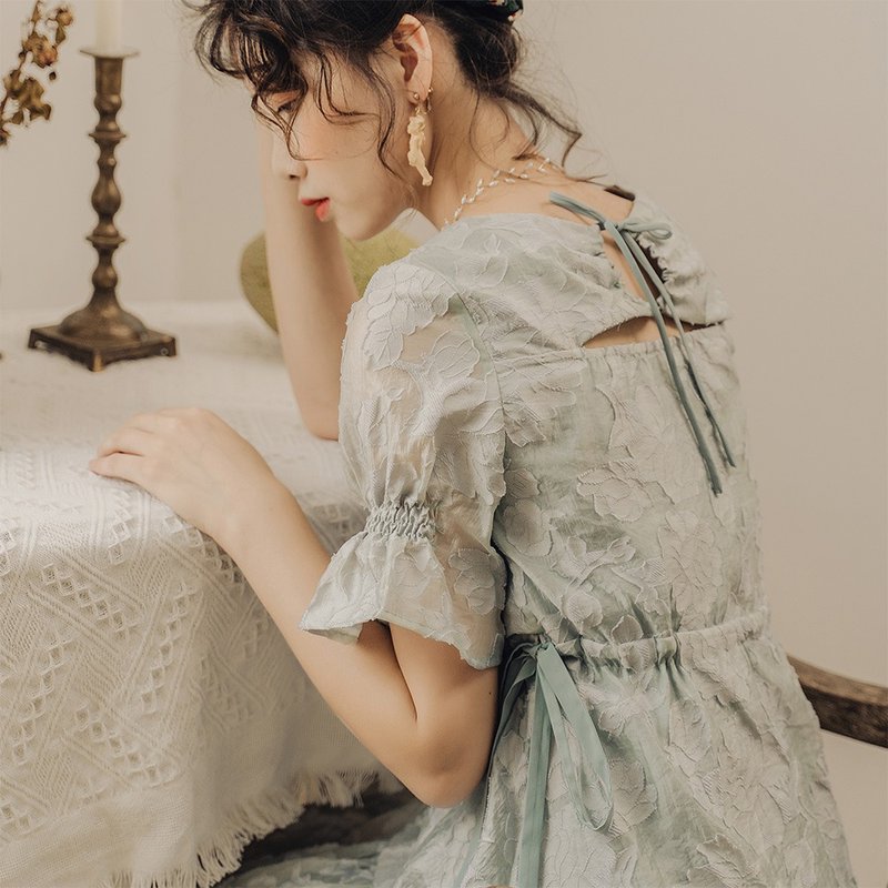 【特价满减】安妮陈2019夏季新款花苞袖剪花短款连身裙YFX9625 - 洋装/连衣裙 - 其他材质 
