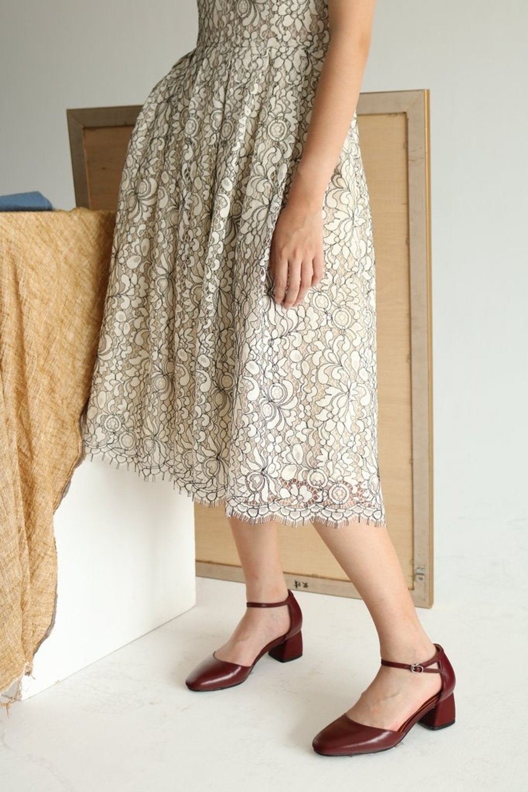 Fiore Dress 黑白立体扇贝边蕾丝礼服最后一件S号 - 洋装/连衣裙 - 聚酯纤维 