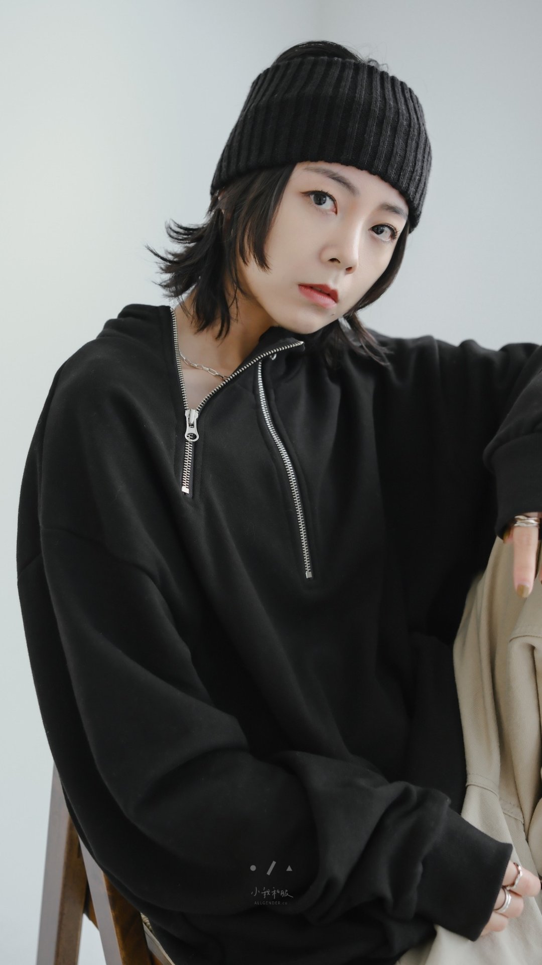 长短拉链高领口袋长袖上衣 - 2色 - 黑拉链 - 女装休闲/机能外套 - 棉 黑色