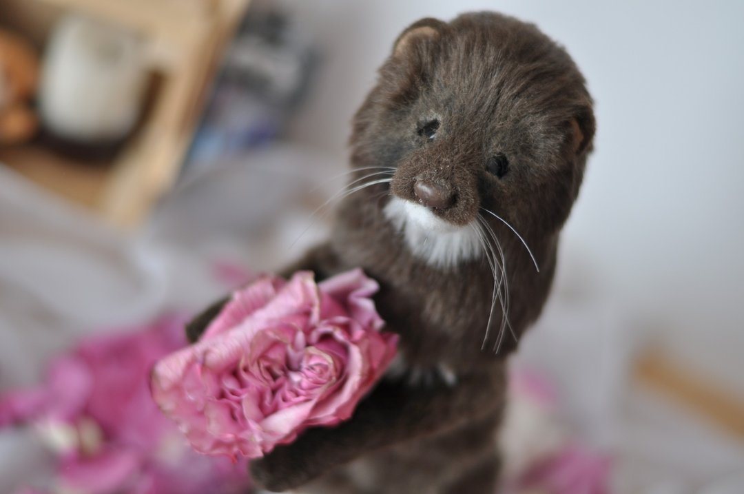 Mink Maddy. Made to order. Realistic toy. Ooak doll. Art doll Customized Gift - 玩偶/公仔 - 其他人造纤维 咖啡色