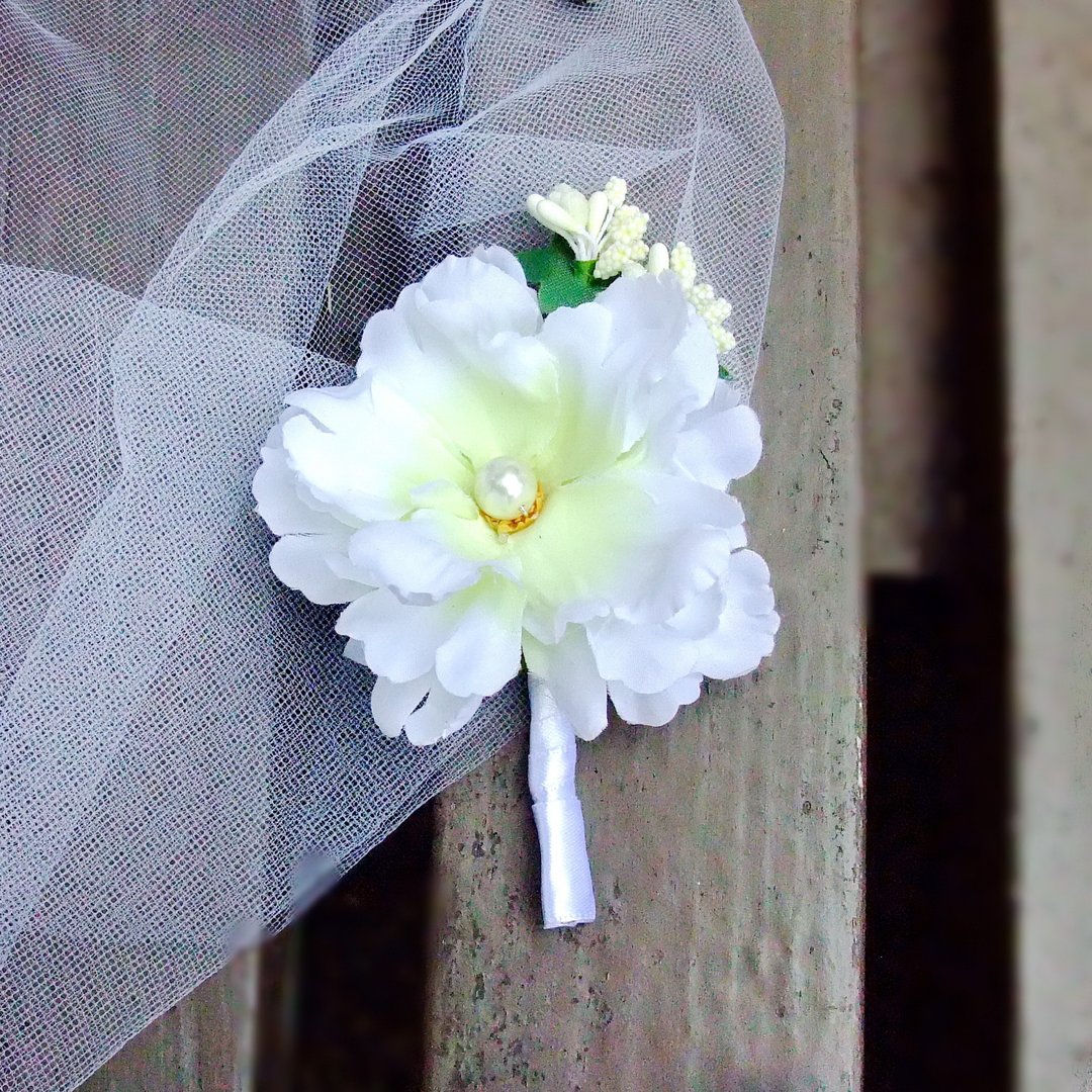婚礼胸花 新娘伴娘新郎 【仿真花系列】B011 - 胸花/手腕花 - 丝．绢 白色