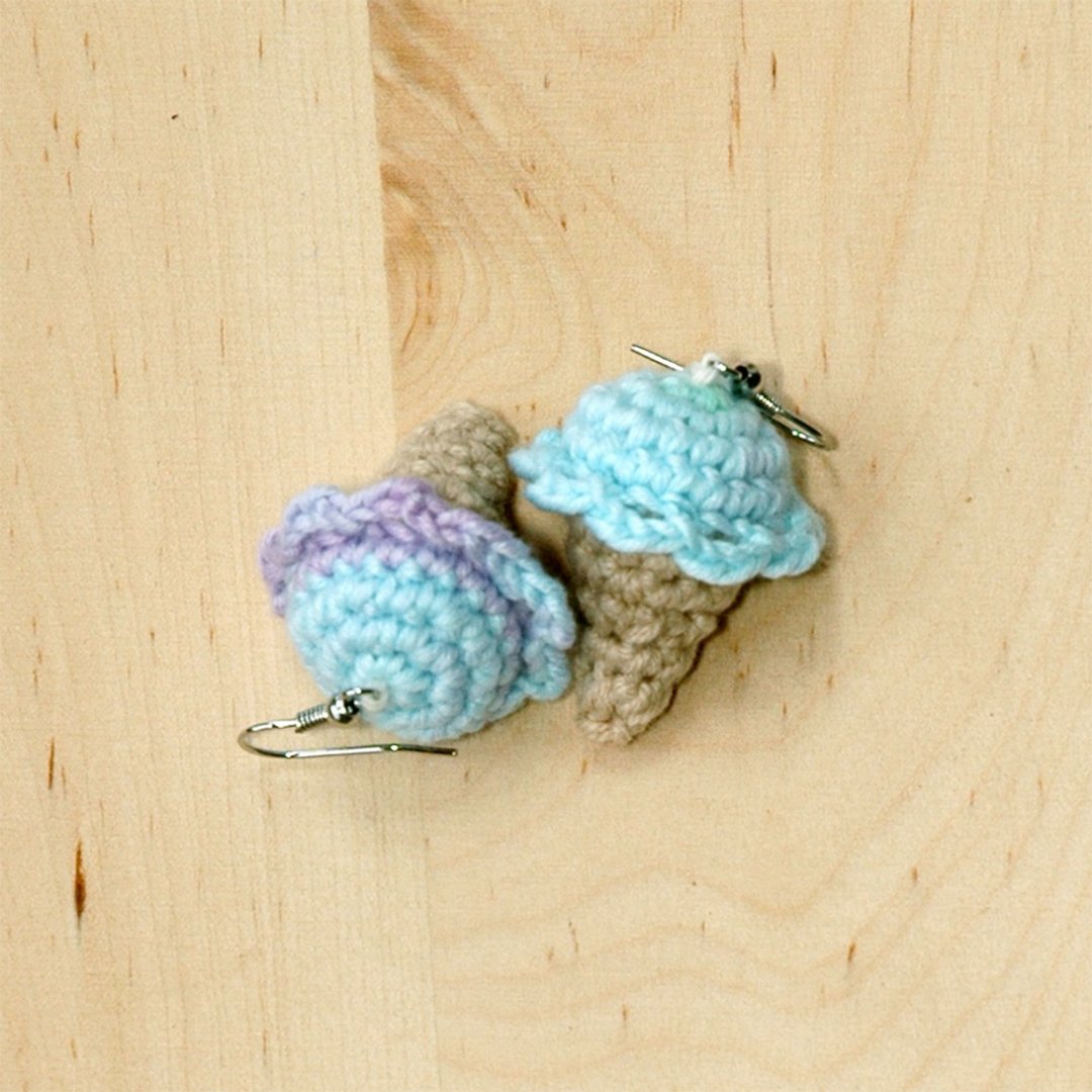 Ice Cream Cone Earrings - Amigurumi Ice Cream Cone Earrings Accessories - 耳环/耳夹 - 棉 多色