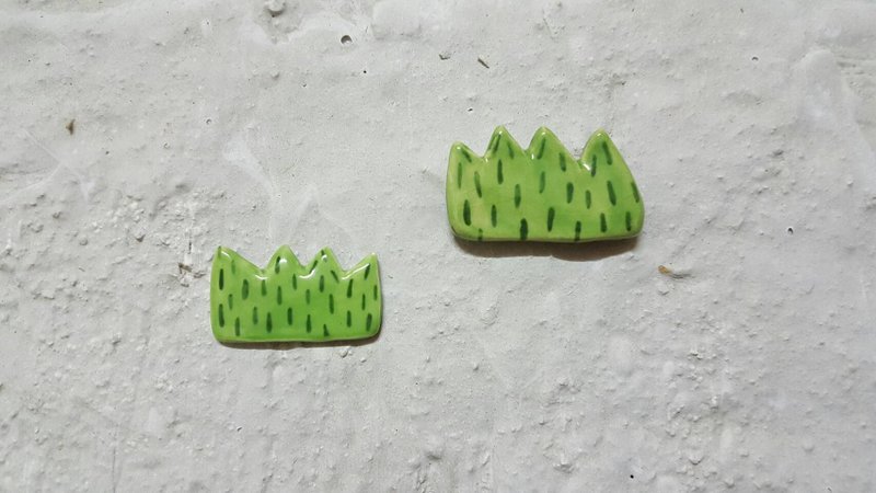 草草  陶瓷别针 - 胸针 - 陶 绿色