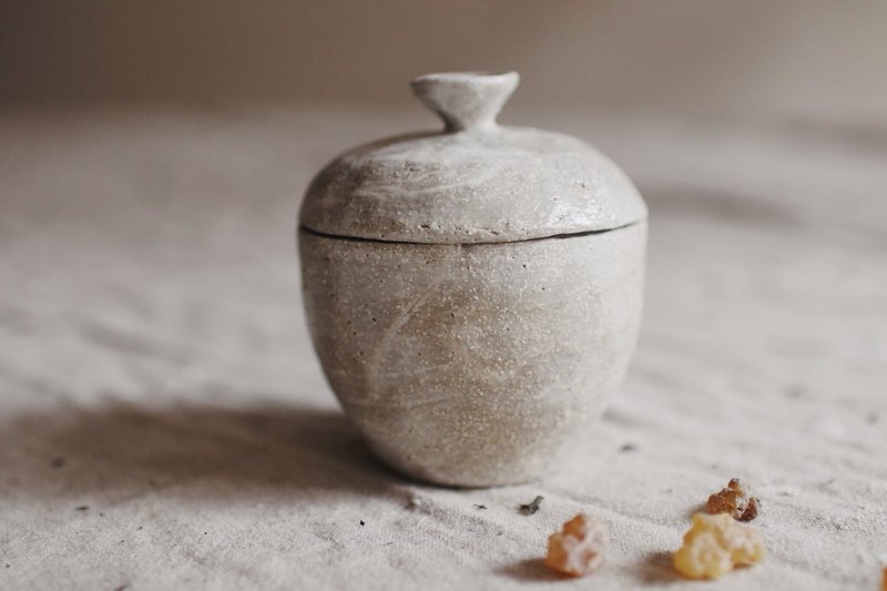 地衣荒物 X nag.19 中药调香陶罐蜡烛系列  素白陶罐_ 大 - 蜡烛/烛台 - 陶 白色