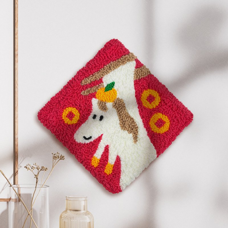 【早鸟限量】美好驾到马年戳绣春联【独响炮】手作材料包新年礼盒 - 红包/春联 - 羊毛 多色